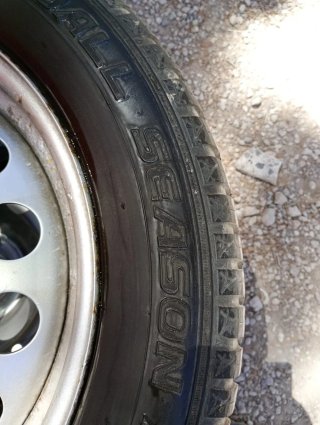 2 llantas FALKEN R17 con neumático para furgon