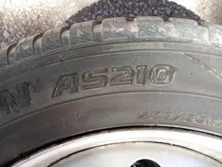 2 llantas FALKEN R17 con neumático para furgon