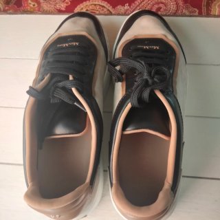 Zapatillas Max Mara Piel Beige y Negra