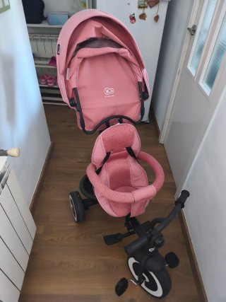 Triciclo Kinderkraft Rosa