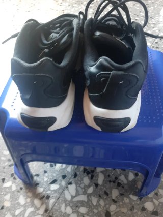 Zapatillas Nike Negras y Blancas