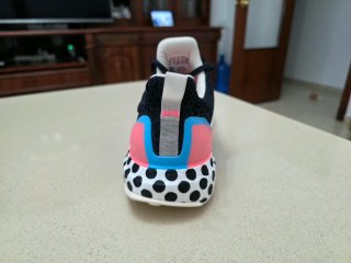 Adidas UltraBoost 5.0 DNA edición especial n40