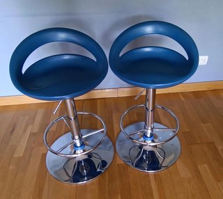 Juego 2 Sillas de Bar Azul y Plata
