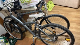 Bicicleta B'Twin Gris Necesitan algunas reparacion