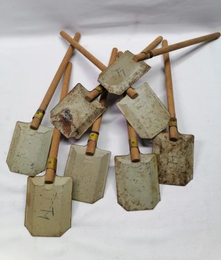 Lote Antigaas palas hojalata juguete