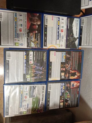 PS4 consola Funciona muy bien  con juegos hay 13