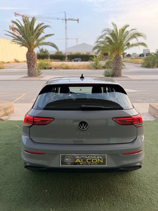 Volkswagen Golf 2021