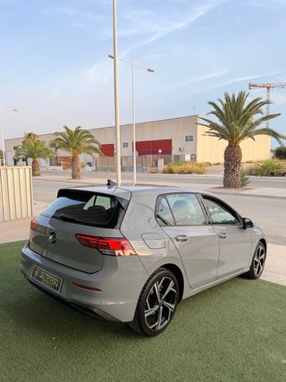 Volkswagen Golf 2021