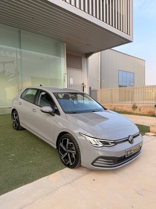 Volkswagen Golf 2021