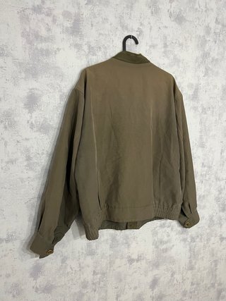 Chaqueta verde militar