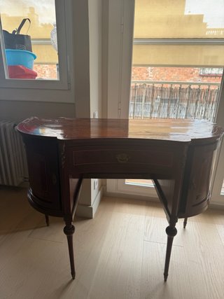 Tocador antiguo madera con sobre cristal
