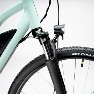 Bicicleta eléctrica trekking cuadro bajo Riverside 100 E