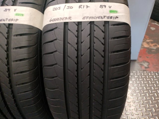 Neumáticos de ocasión 205/50 R17 89V