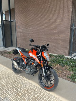 KTM Duke 125