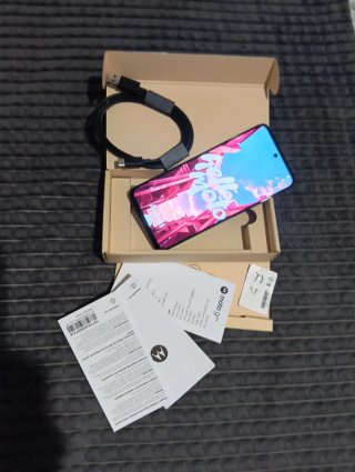 Motorola Moto g15 5G, 8 gb RAM + 4 EXPANSION, Negr