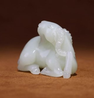 Figura de Jade Decorativa