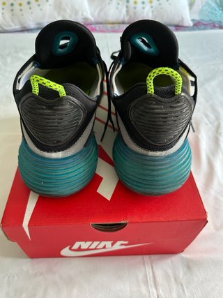 Nike Air Max 2090 Talla 44.5