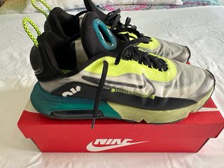 Nike Air Max 2090 Talla 44.5