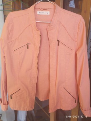 Chaqueta vaquera rosa mujer