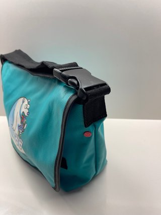 Bandolera Kukuxumusu verde, con Dibujo oso polar
