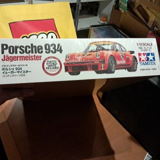 Tamiya Porsche 934 Jägermeister 1/12