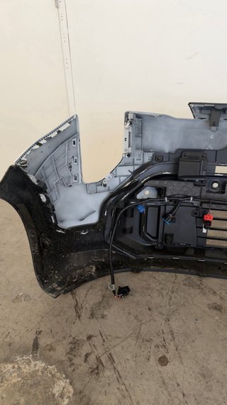 Paragolpes delantero KIA STONIC 2025