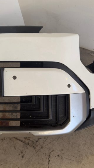 Paragolpes delantero KIA STONIC 2025