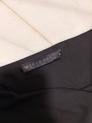 Vestido de lunares negro y blanco