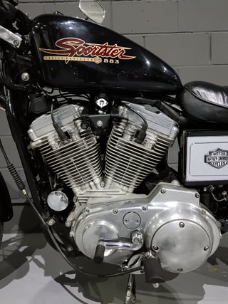 Harley Davidson Sportster 883