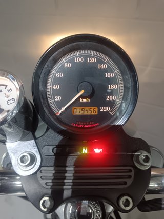 Harley Davidson Sportster 883