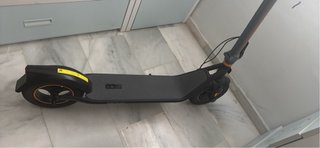 Patinete eléctrico como nuevo con garantía
