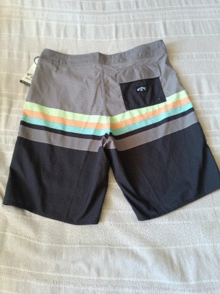 Bañador Billabong Talla L Nuevo talla 33 42