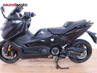 YAMAHA T-MAX 560