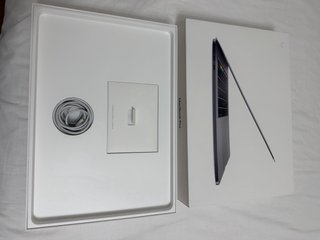 MacBook Pro 15” 2018 Intel Core i7 256GB Gris Espa