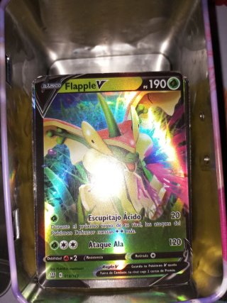 Carta Pokémon Dragonite V 192/203