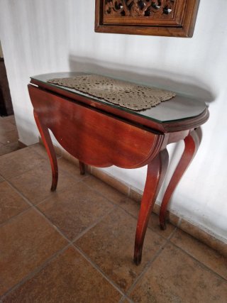 Mesa de madera y cristal plegable