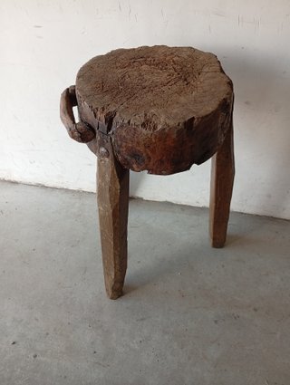 Antiguo tajo de carnicero de madera