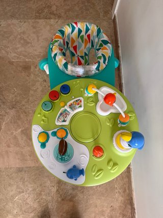 Centro de Actividades y Mesa Infantil
