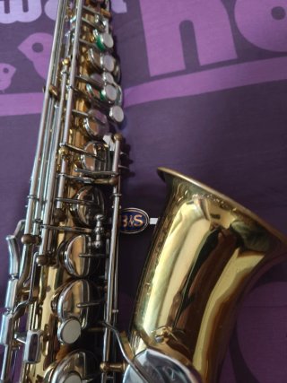 Saxofón Alto B&S