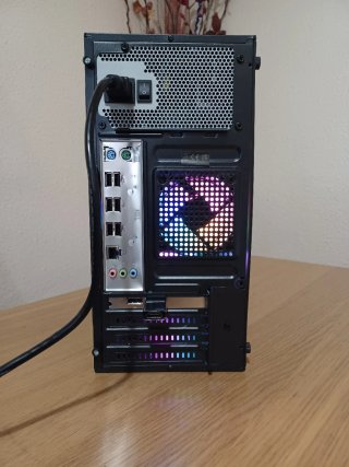 PC 10 Núcleos 32GB RAM NVMe HDMI