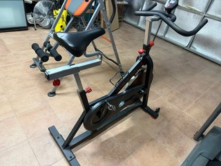 Bicicleta Estática Domyos VS700