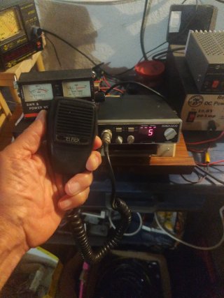 Radio CB Elbex 2200 40 Canali un alimentatore stab