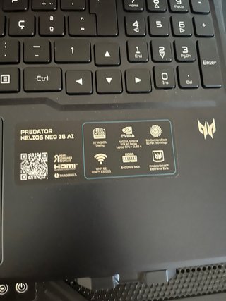 Portátil Acer Predator Helios Neo 16 AI RTX 5070