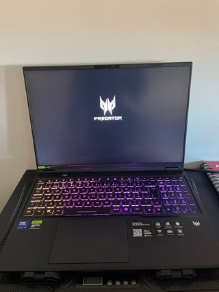 Portátil Acer Predator Helios Neo 16 AI RTX 5070
