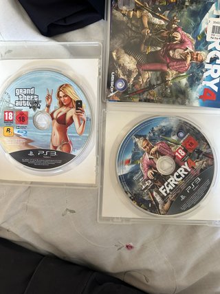 GTA V e Far Cry 4 PS3