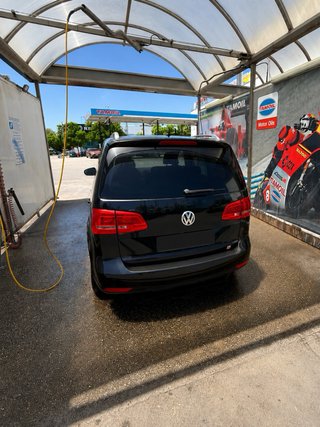 Volkswagen Touran 2011