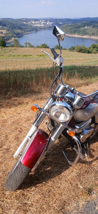 Hyosung Aquila 250 GV - Moto Cruiser