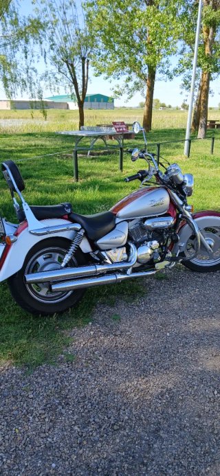 Hyosung Aquila 250 GV - Moto Cruiser