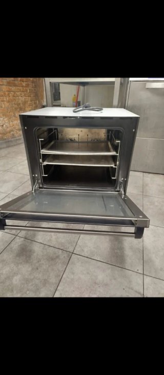 Horno en buen estado