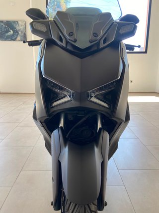 YAMAHA X-MAX 125 TECHMAX Negra